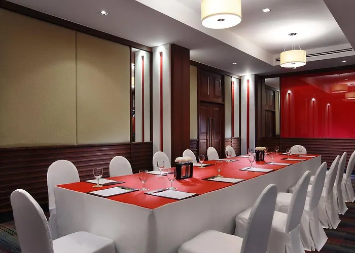 Amari Don Muang Airport ホテル 5*