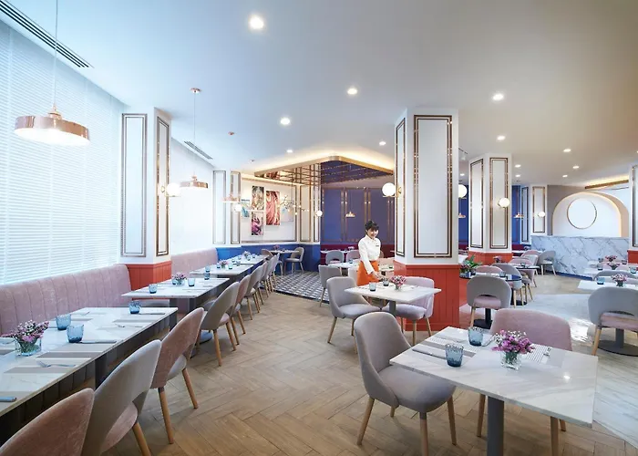 ホテル Amari Don Muang Airport 5*